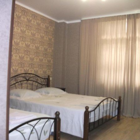 Guesthouse On Kabardinskaya 139A ガグラ エクステリア 写真
