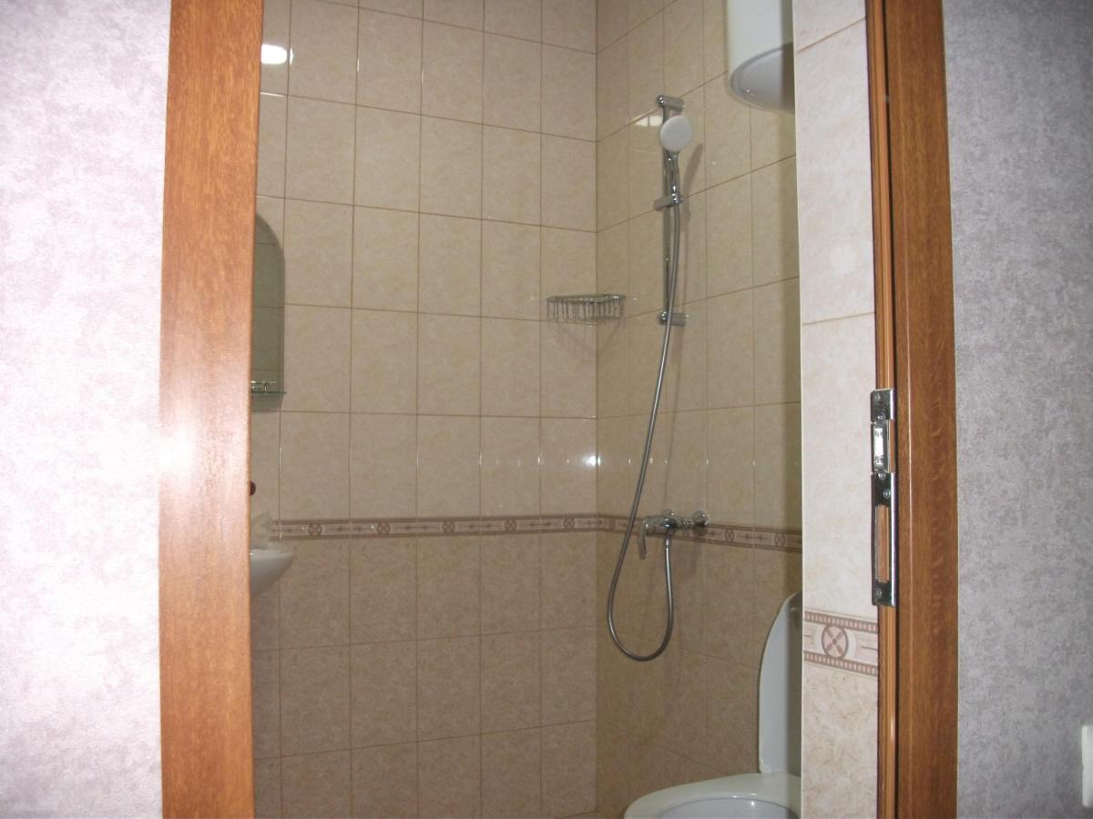 Guesthouse On Kabardinskaya 139A ガグラ エクステリア 写真